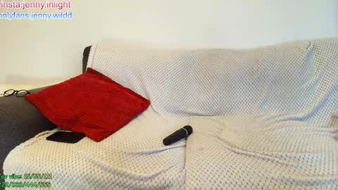 infamous blondiechloe.             Jennyjennywildd online show from 01.14.26