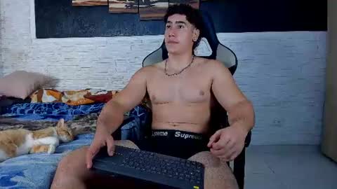 Snapshot of jepplay chatting on 06.18.26 jepplay online show from 06.18.26