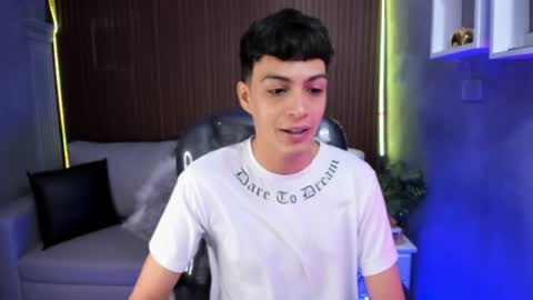 Snapshot of jeremias_1 chatting on 04.29.26 JEREMIAS online show from 04.29.26