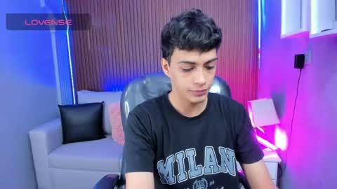 Snapshot of jeremias_1 chatting on 06.22.26 JEREMIAS online show from 06.22.26