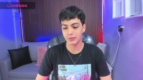 Snapshot of jeremias_1 chatting on 06.27.26 JEREMIAS online show from 06.27.26
