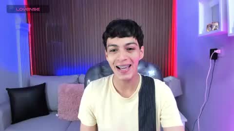 Snapshot of jeremias_1 chatting on 07.14.26 JEREMIAS online show from 07.14.26
