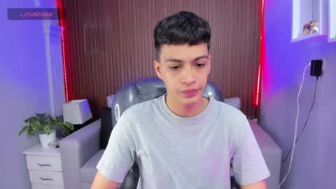 Snapshot of jeremias_1 chatting on 07.27.26 JEREMIAS online show from 07.27.26