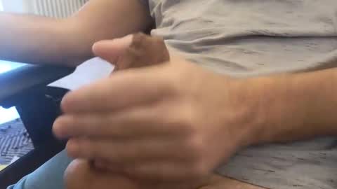 Snapshot of jeremie18cms chatting on 12.24.24 Machine  Sperme  online show from 12.24.24