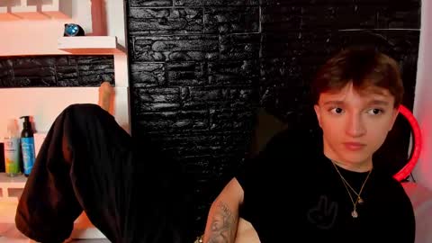 Snapshot of jeremy_salvatore_ chatting on 03.06.25 jero independent model online show from 03.06.25