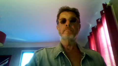 Snapshot of jerflor chatting on 06.20.26 jerflor online show from 06.20.26
