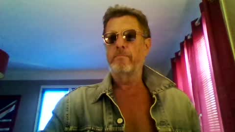 Snapshot of jerflor chatting on 06.21.26 jerflor online show from 06.21.26