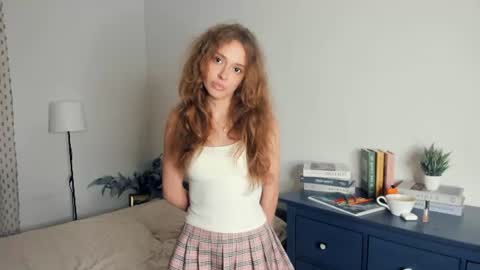 Snapshot of jerricastroker chatting on 07.29.26 Alice online show from 07.29.26