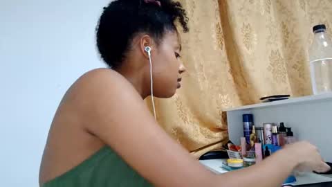 Snapshot of jerricavalladores chatting on 03.01.26 Bella online show from 03.01.26