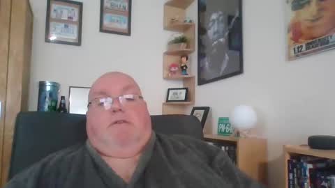 Snapshot of jerseyhammer01 chatting on 02.21.25 Harry online show from 02.21.25