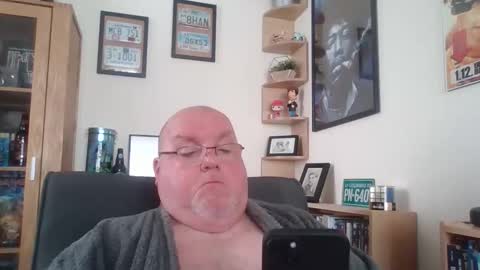 Snapshot of jerseyhammer01 chatting on 10.28.25 Harry online show from 10.28.25