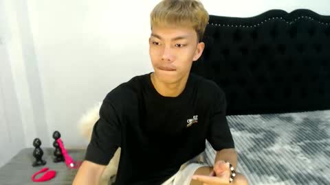 Snapshot of jersthebigasscockxxx chatting on 11.25.25 jersthebigasscockxxx online show from 11.25.25