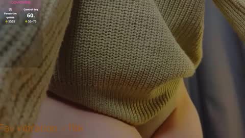 Snapshot of jess0e9 chatting on 09.20.25 JessieVibes online show from 09.20.25