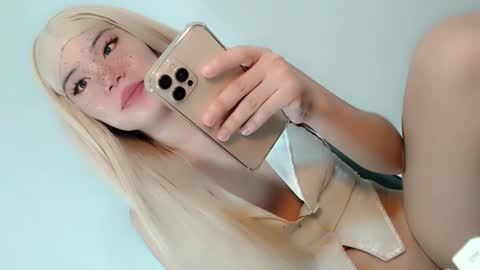 Snapshot of jessalicious1 chatting on 05.19.26 jessalicious1 online show from 05.19.26