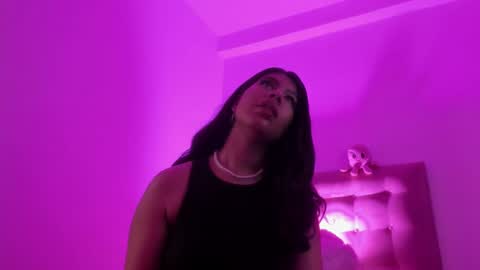 Snapshot of jessfortune chatting on 12.30.24 Jess online show from 12.30.24