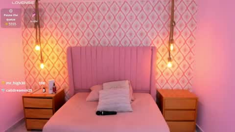  J E S S I  online show from 04.11.26