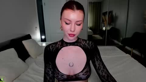 Snapshot of jessica_gill chatting on 02.24.25 Jessica online show from 02.24.25