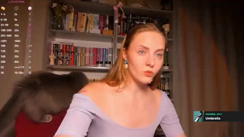 Snapshot of jessica_jane_ chatting on 10.18.25 Mila online show from 10.18.25