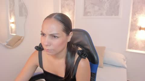 Snapshot of jessica_taylor_22 chatting on 06.16.26 jessica_taylor_22 online show from 06.16.26