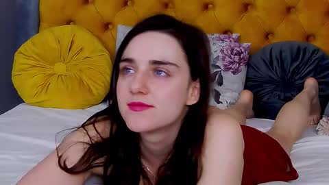 Jessica White online show from 02.23.26