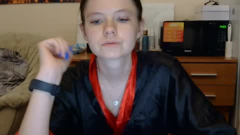 jessicaholland1 online show from 06.30.26
