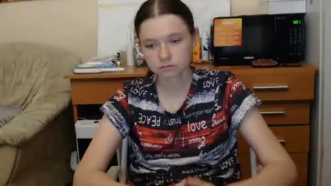 jessicaholland1 online show from 07.13.26