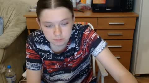 jessicaholland1 online show from 07.19.26