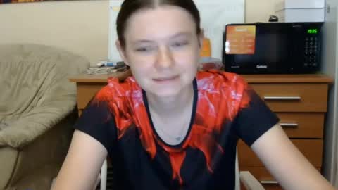 jessicaholland1 online show from 07.28.26