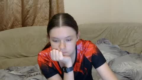 jessicaholland1 online show from 07.28.26