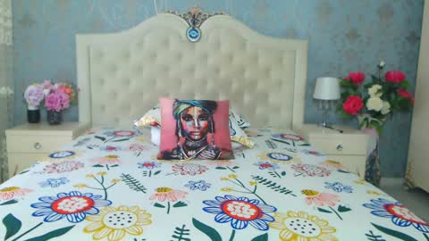 Snapshot of jessicalove20 chatting on 04.02.26 single mommy online show from 04.02.26