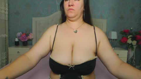 single mommy online show from 05.17.26