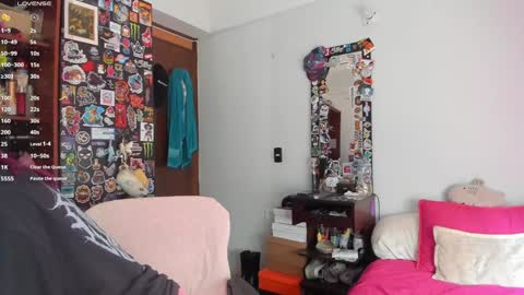 Snapshot of jessie_williams_01 chatting on 02.07.25 Your Sweet Angel online show from 02.07.25