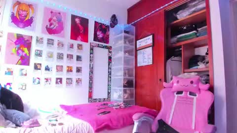 Your Sweet Angel online show from 03.25.26