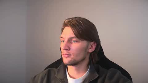 Snapshot of jessierise chatting on 09.20.25 JessieRise online show from 09.20.25