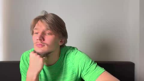 Snapshot of jessierise chatting on 02.22.26 JessieRise online show from 02.22.26