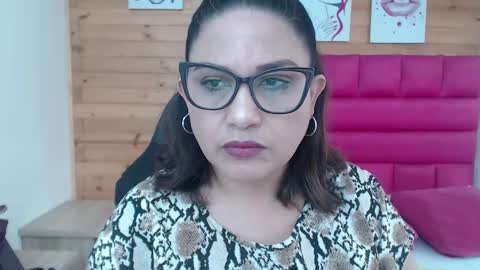 paola online show from 12.05.24