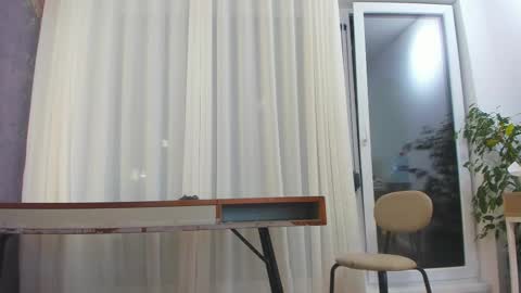 im doing any u want just ask me online show from 10.25.25