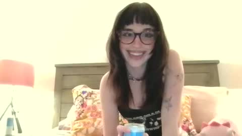 JessxoValenci online show from 11.17.25