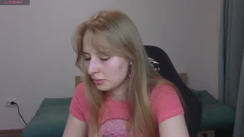 Snapshot of jessy_comely chatting on 07.10.26 Jessy online show from 07.10.26