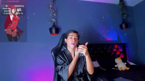 Snapshot of jessy_mateus_ chatting on 11.15.25 JESSY MATEUS online show from 11.15.25