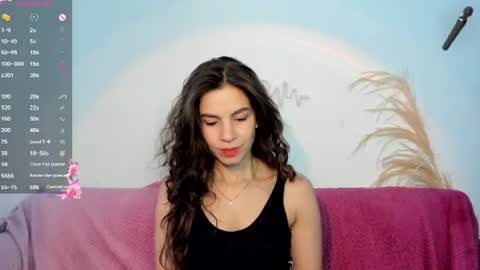 Snapshot of jessye_golden chatting on 06.14.26 jessye_golden online show from 06.14.26