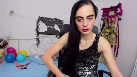 Snapshot of jessystarrr chatting on 01.01.25 Jessy online show from 01.01.25