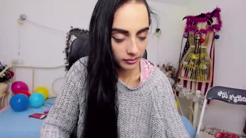 Snapshot of jessystarrr chatting on 01.01.25 Jessy online show from 01.01.25