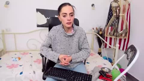Snapshot of jessystarrr chatting on 01.21.25 Jessy online show from 01.21.25