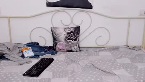 Snapshot of jessystarrr chatting on 01.21.25 Jessy online show from 01.21.25
