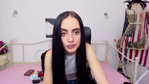 Snapshot of jessystarrr chatting on 02.06.25 Jessy online show from 02.06.25