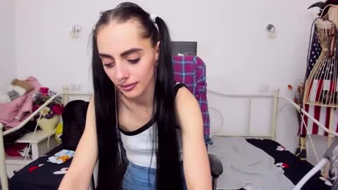 Snapshot of jessystarrr chatting on 02.24.25 Jessy online show from 02.24.25