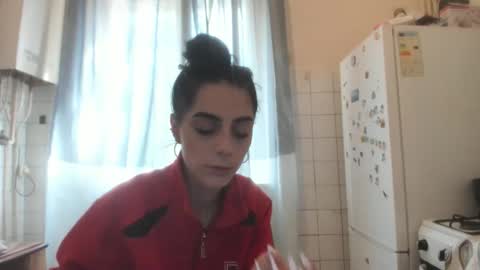 Snapshot of jessystarrr chatting on 10.10.25 Jessy online show from 10.10.25