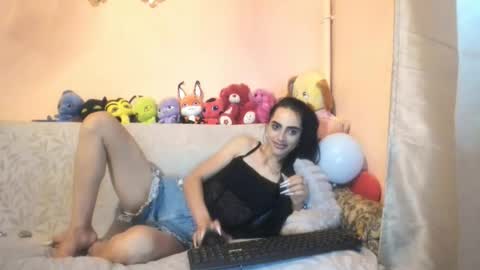 Snapshot of jessystarrr chatting on 10.12.25 Jessy online show from 10.12.25