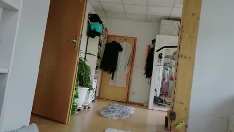 Snapshot of jessyunknown chatting on 10.28.25 Jessy Unknown online show from 10.28.25